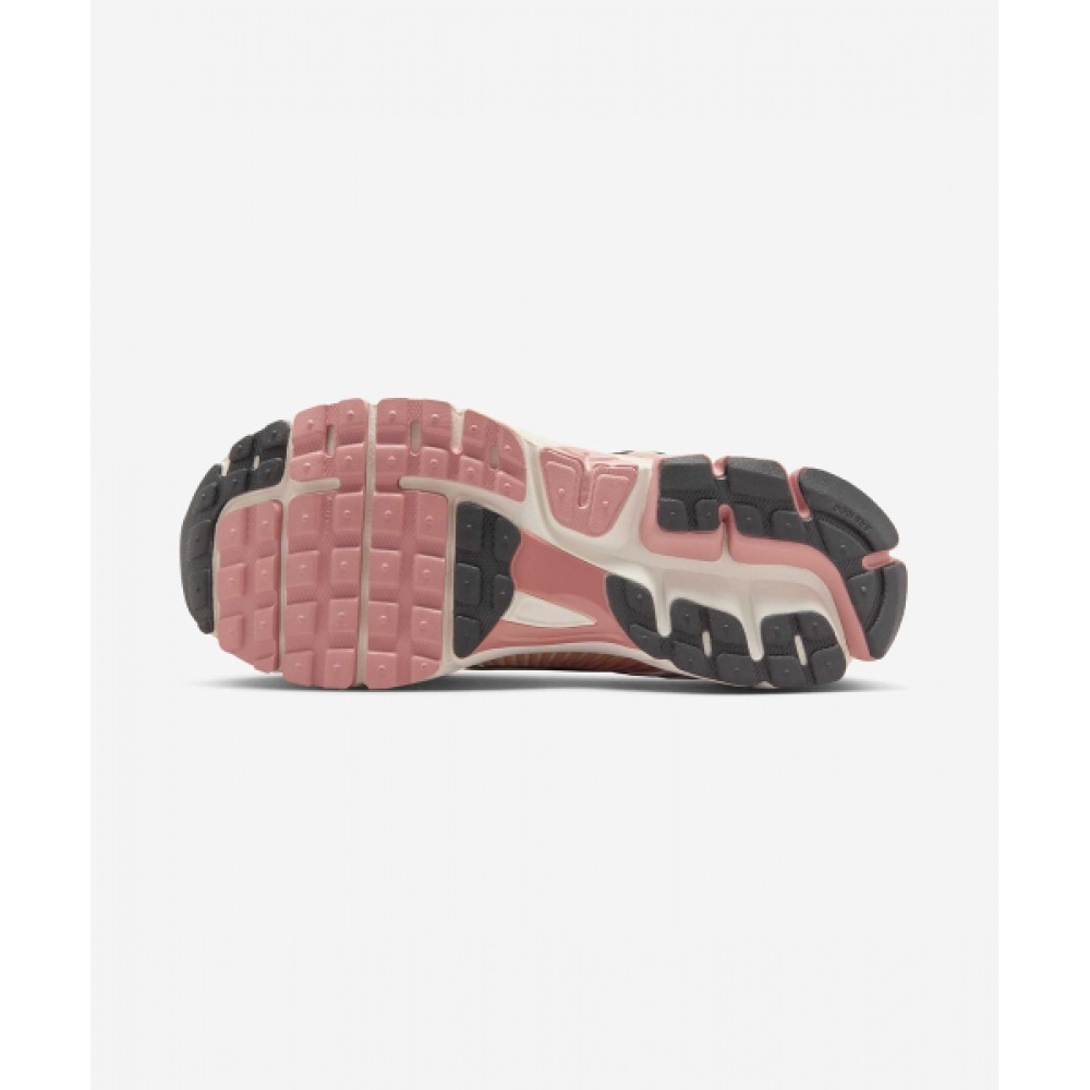 ナイキズームボメロ 5 W-セール:パールホワイト:パーティクルピンク:SALE/HF1877-102 ナイキズームボメロ 5 W-セール:パールホワイト:パーティクルピンク:SALE/HF1877-102