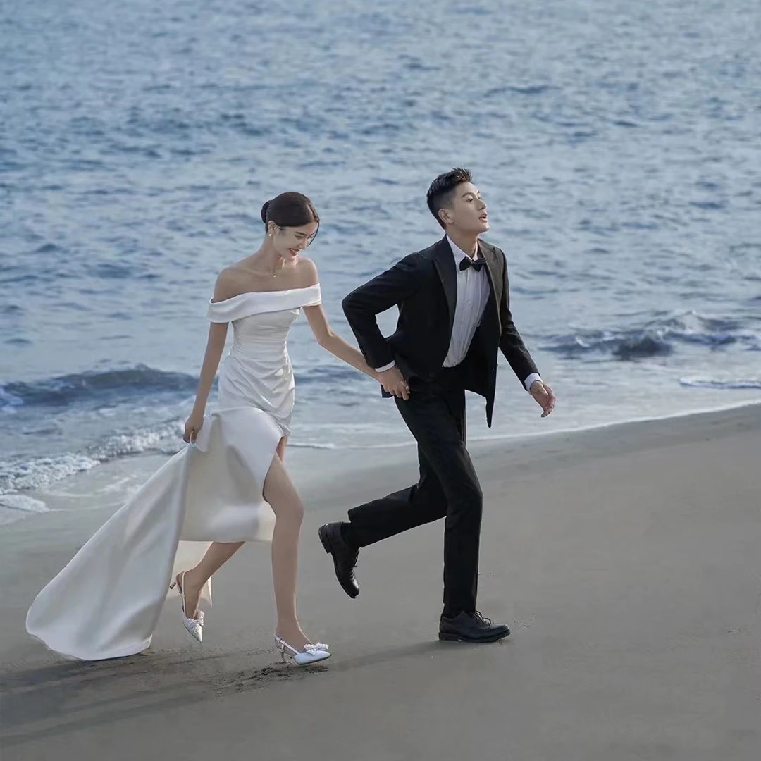 2025韓系フレンチサテンのドレス パーティー ワン おしゃれ ウエドレス 花嫁シンプル イブニングドレス パーティードレス(ガラス瓶) 2025韓系フレンチサテンのドレス パーティー ワン おしゃれ ウエドレス 花嫁シンプル イブニングドレス パーティードレス(ガラス瓶)