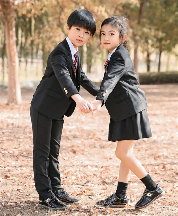 【今季トレンド】4点セット 卒業式 スーツ 入学式 女の子 男の子 ジュニア100 110 120 130 140 150 160 170 制服 キッズ 子供 フォーマル カジュアル 小学生 中学生 【今季トレンド】4点セット 卒業式 スーツ 入学式 女の子 男の子 ジュニア100 110 120 130 140 150 160 170 制服 キッズ 子供 フォーマル カジュアル 小学生 中学生