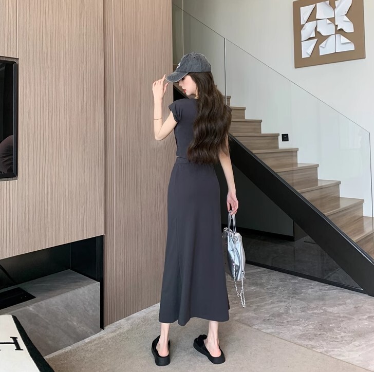 Tシャツ スカート 2点セット セットアップ スポーツカジュアル Tシャツ ロング丈 半袖 ハイウエスト かわいい 大人可愛い きれいめ シンプル カジュアル 大人 上品 おしゃれ お洒落 かっこいい Tシャツ スカート 2点セット セットアップ スポーツカジュアル Tシャツ ロング丈 半袖 ハイウエスト かわいい 大人可愛い きれいめ シンプル カジュアル 大人 上品 おしゃれ お洒落 かっこいい