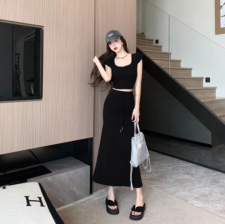 Tシャツ スカート 2点セット セットアップ スポーツカジュアル Tシャツ ロング丈 半袖 ハイウエスト かわいい 大人可愛い きれいめ シンプル カジュアル 大人 上品 おしゃれ お洒落 かっこいい Tシャツ スカート 2点セット セットアップ スポーツカジュアル Tシャツ ロング丈 半袖 ハイウエスト かわいい 大人可愛い きれいめ シンプル カジュアル 大人 上品 おしゃれ お洒落 かっこいい