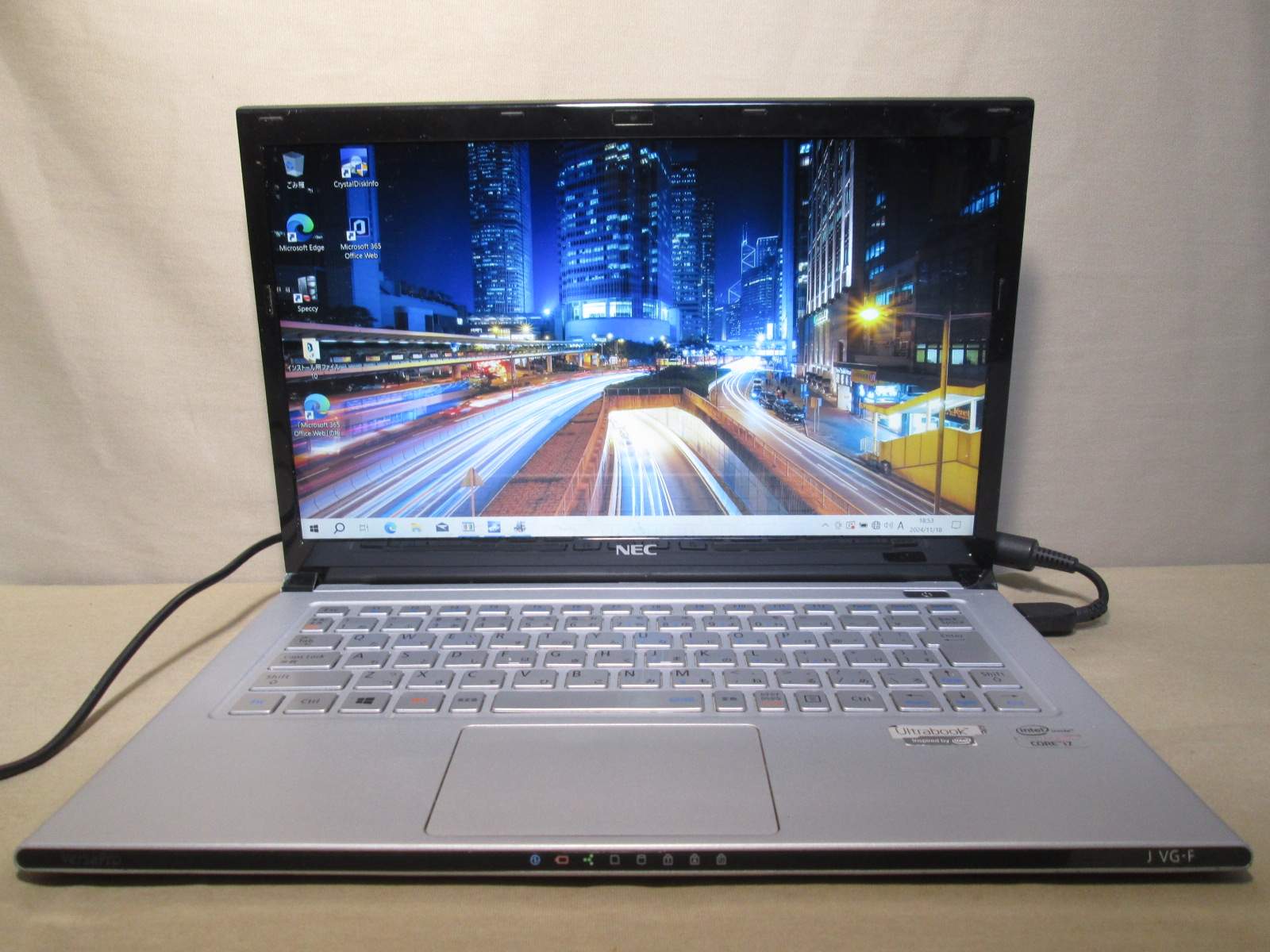 VersaPro UltraLite PC-VJ19SGZDF【SSD搭載】　Core i7 3517U　【Windows10 Home】Office [91301]