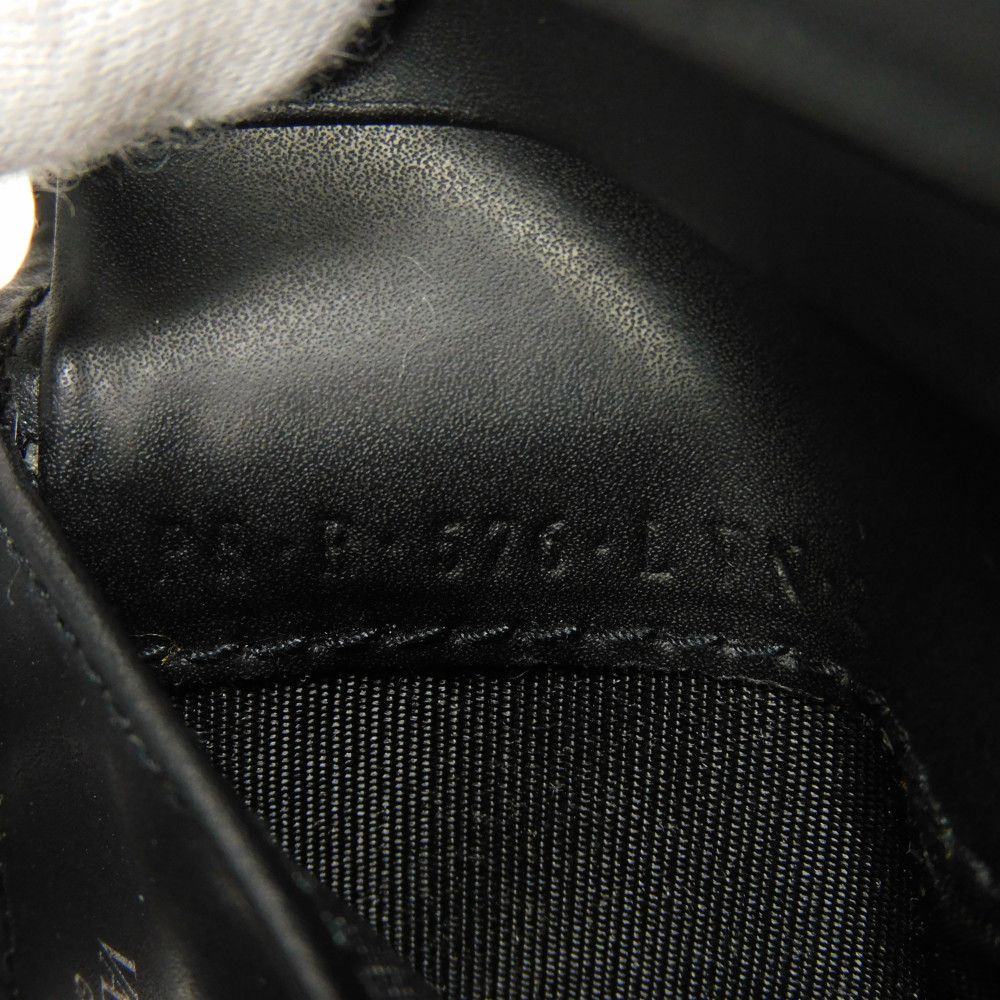 【中古】 カードケース スムース カーフ ホワイト パスケース 名刺入れ 定期入れ VLTN ロゴ カードホルダー 2Y2P0576LVN 【中古】 カードケース スムース カーフ ホワイト パスケース 名刺入れ 定期入れ VLTN ロゴ カードホルダー 2Y2P0576LVN