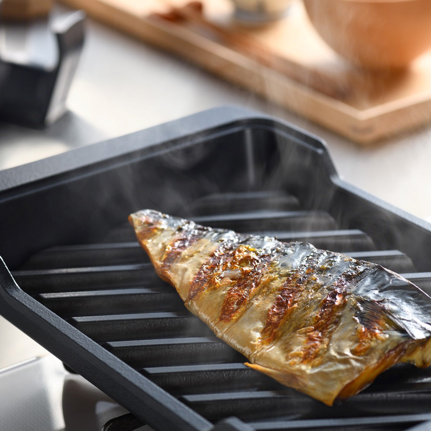 特典付き 魚焼きグリル ロースター 魚焼き器 炭グリル フタ付き IH ガス対応 日本製 OTS8010