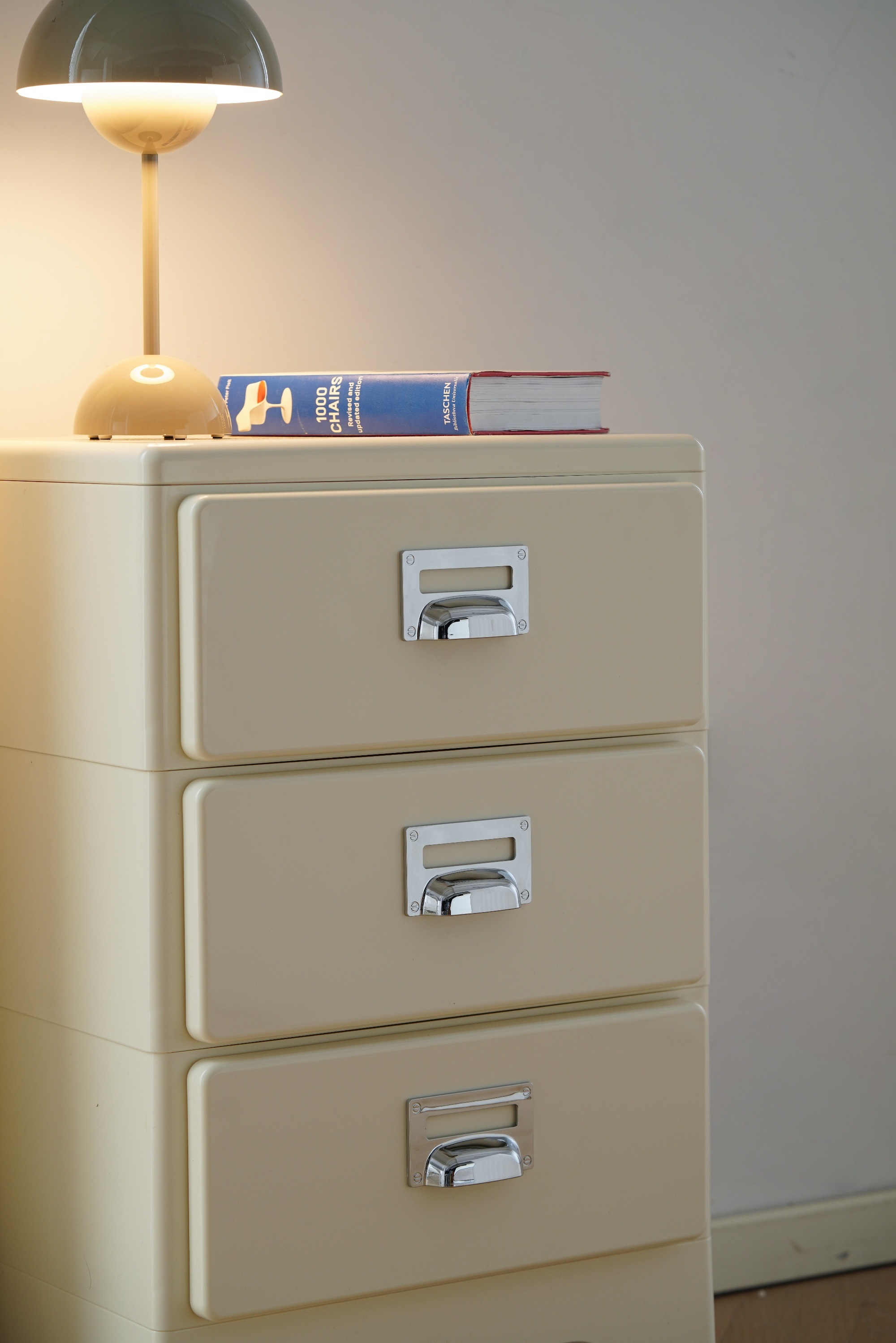 197チェスト 組立不要 5段 収納ケース 収納ボックス 引き出し プラスチック 丈夫なABS素材 2段/3段4段/5段 北欧風 レトロ風 おしゃれ お掃除ラク脚付き かわい 収納ケース