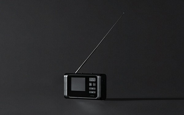 Qoo10] エーステージ 3.2インチ液晶ワンセグTV ラジオ O