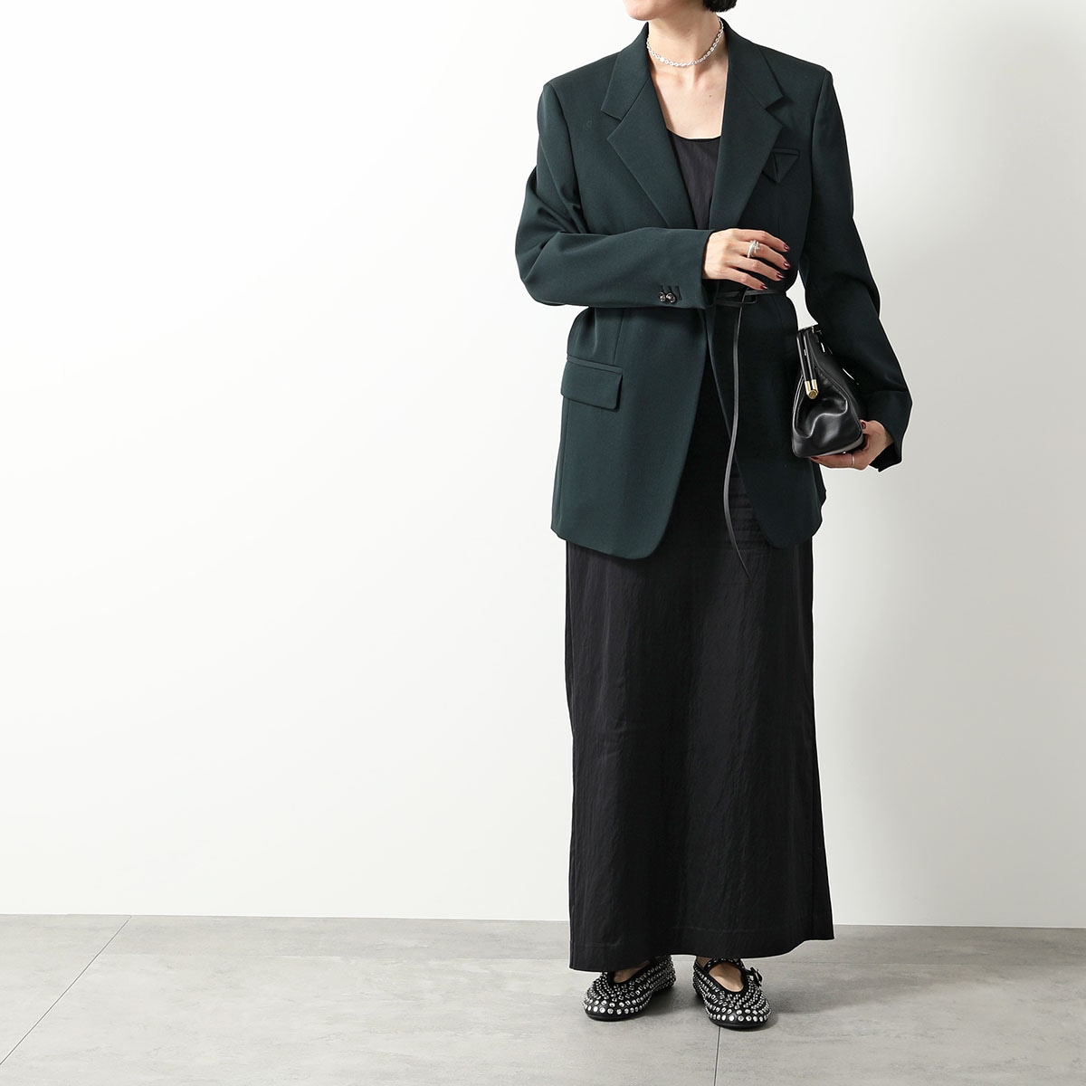 ALAIA アライア バレエシューズ BALLERINA STRAP AA3A029CK116 レディース フラットシューズ レザー ラインストーン装飾 靴 20/BLANC-CASSE【箱B】 ALAIA アライア バレエシューズ BALLERINA STRAP AA3A029CK116 レディース フラットシューズ レザー ラインストーン装飾 靴 20/BLANC-CASSE【箱B】