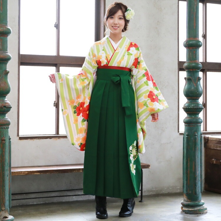 販売 袴 セット 卒業式 女性 ブーツ付き16点フルセット 購入 卒業式袴セット 2尺袖着物&袴 黄緑クリーム水色の縞と赤椿と梅菊 ブーツ レトロ モダン 大学 販売 安い zu 販売 袴 セット 卒業式 女性 ブーツ付き16点フルセット 購入 卒業式袴セット 2尺袖着物&袴 黄緑クリーム水色の縞と赤椿と梅菊 ブーツ レトロ モダン 大学 販売 安い zu