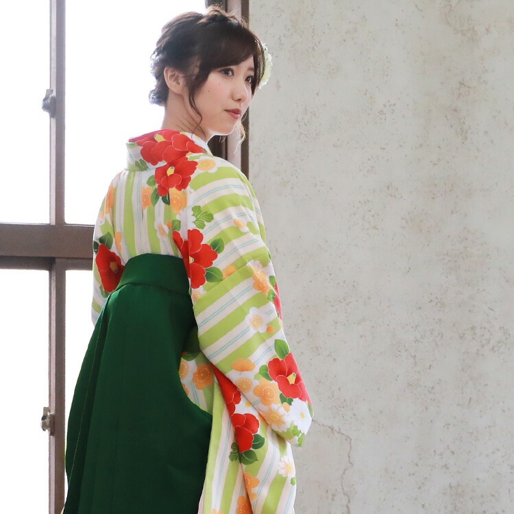 販売 袴 セット 卒業式 女性 ブーツ付き16点フルセット 購入 卒業式袴セット 2尺袖着物&袴 黄緑クリーム水色の縞と赤椿と梅菊 ブーツ レトロ モダン 大学 販売 安い zu 販売 袴 セット 卒業式 女性 ブーツ付き16点フルセット 購入 卒業式袴セット 2尺袖着物&袴 黄緑クリーム水色の縞と赤椿と梅菊 ブーツ レトロ モダン 大学 販売 安い zu