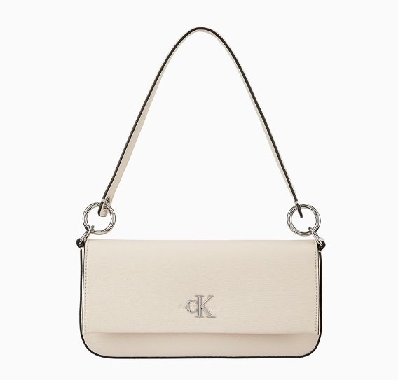 【 】CKJ Minimalist Monogram Flap Shoulder Bag2色 Minimal Monogram Flap Shoulder Bag | black | Calvin Klein