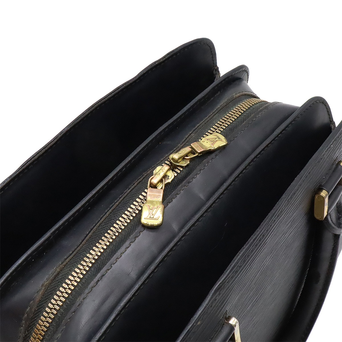 エピ ポンヌフ ハンドバッグ レザー ノワール 黒 ブラック ゴールド金具 M5205