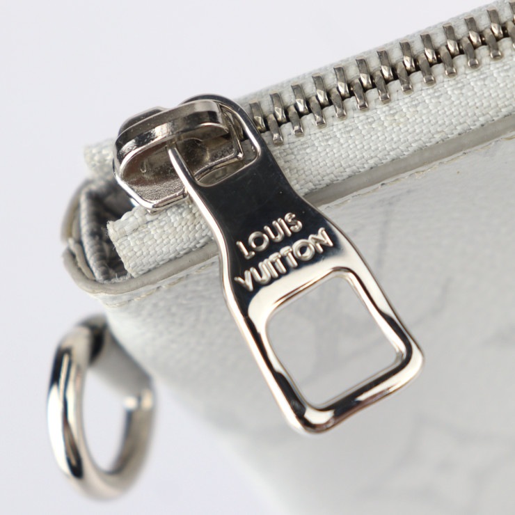 LOUIS VUITTON ルイ ヴィトン セカンドバッグ M68310 ジップド ポーチGM モノグラムホワイト PVC レザー ブロン ホワイト系 シルバー金具 クラッチバッグ ビトン 本物保証 LOUIS VUITTON ルイ ヴィトン セカンドバッグ M68310 ジップド ポーチGM モノグラムホワイト PVC レザー ブロン ホワイト系 シルバー金具 クラッチバッグ ビトン 本物保証