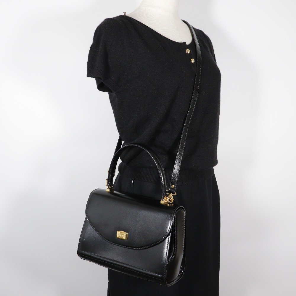 ワンハンドル 2WAYショルダー ハンドバッグ カーフ 黒 レディース 中古品 ワンハンドル 2WAYショルダー ハンドバッグ カーフ 黒 レディース 中古品
