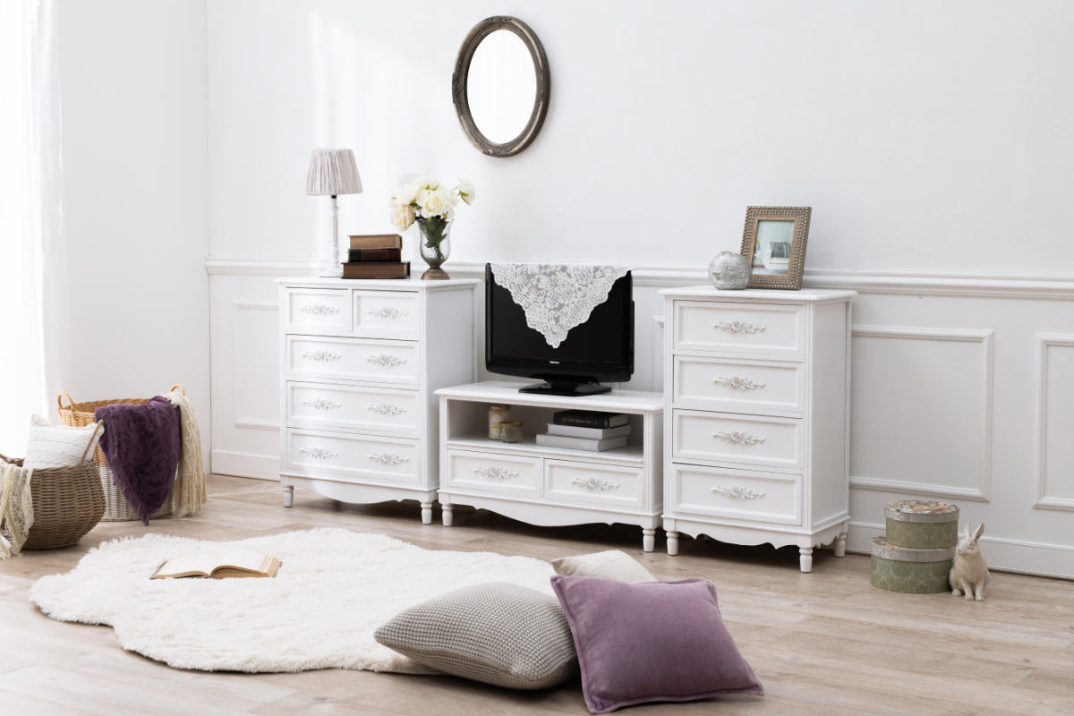 チェスト 4段 ウッドプロダクツ 幅50cm 足付 ホワイト 引き出し FAX台 電話台 整理タンス 書類ケース 衣類収納 木製 姫系 クラシック チェスト 4段 ウッドプロダクツ 幅50cm 足付 ホワイト 引き出し FAX台 電話台 整理タンス 書類ケース 衣類収納 木製 姫系 クラシック