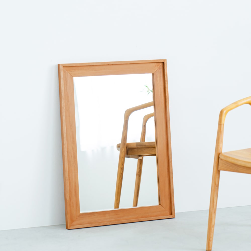 L型フレームウォールミラー(580×830) 天然木 北欧風 日本製 ナチュラル 鏡 全身鏡 姿見 高級感 木製 スリム 韓国インテリア モダン 木目 オシャレ 壁掛け 省スペース 長方形 NK-18 L型フレームウォールミラー(580×830) 天然木 北欧風 日本製 ナチュラル 鏡 全身鏡 姿見 高級感 木製 スリム 韓国インテリア モダン 木目 オシャレ 壁掛け 省スペース 長方形 NK-18