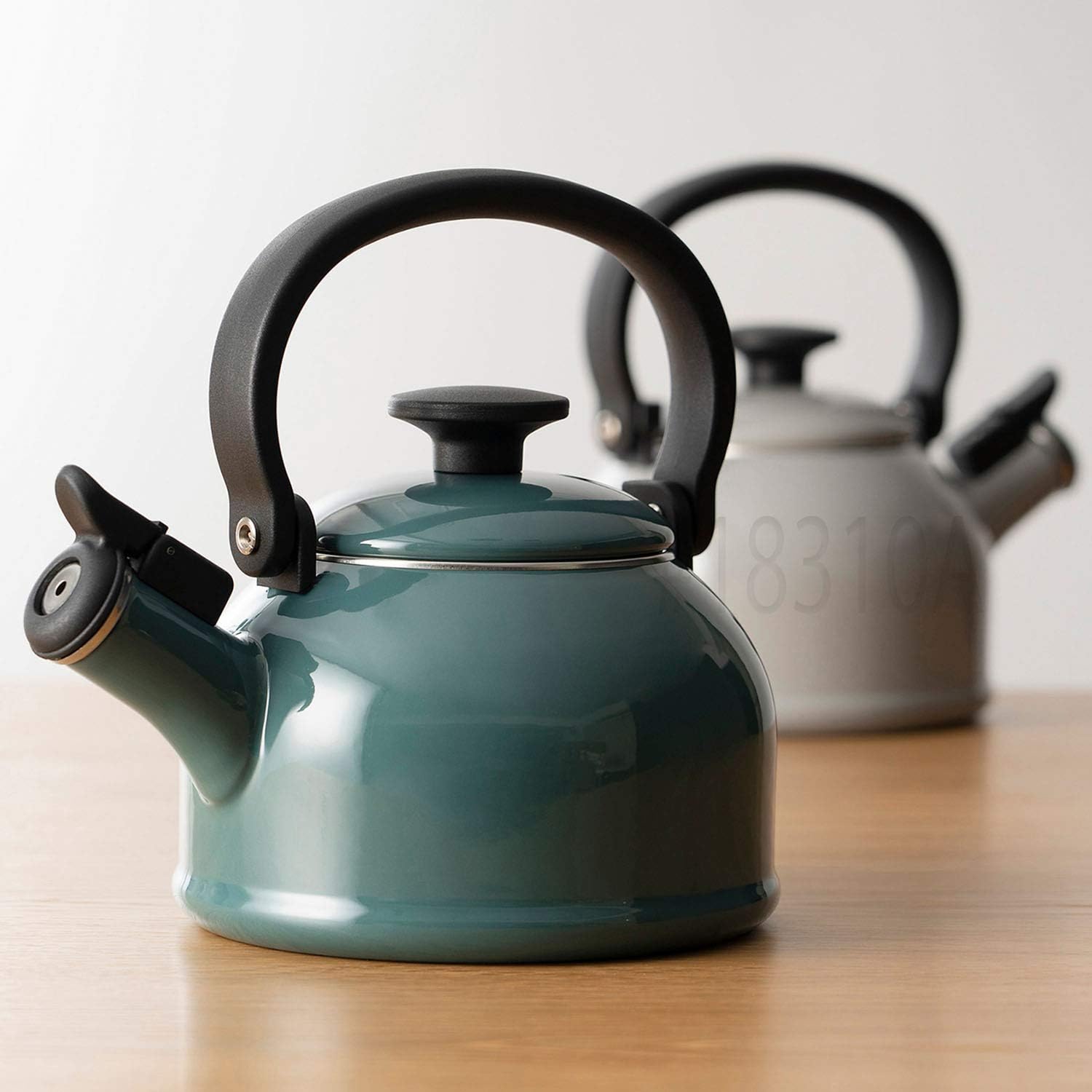 富士ホーロー 笛吹きケトル IH対応 コットン 1.6L スモークブルー CTN-1.6WK.SB 富士ホーロー 笛吹きケトル IH対応 コットン 1.6L スモークブルー CTN-1.6WK.SB