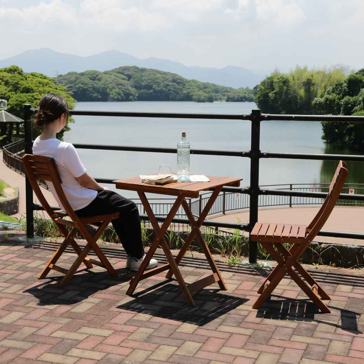 ガーデンテーブル ガーデン3点セット 木製 テーブル チェア ガーデンチェア セット ガーデン 庭 木 天然木 机 椅子 テーブルセット ウッドテーブル ウッドチェア フォールディング