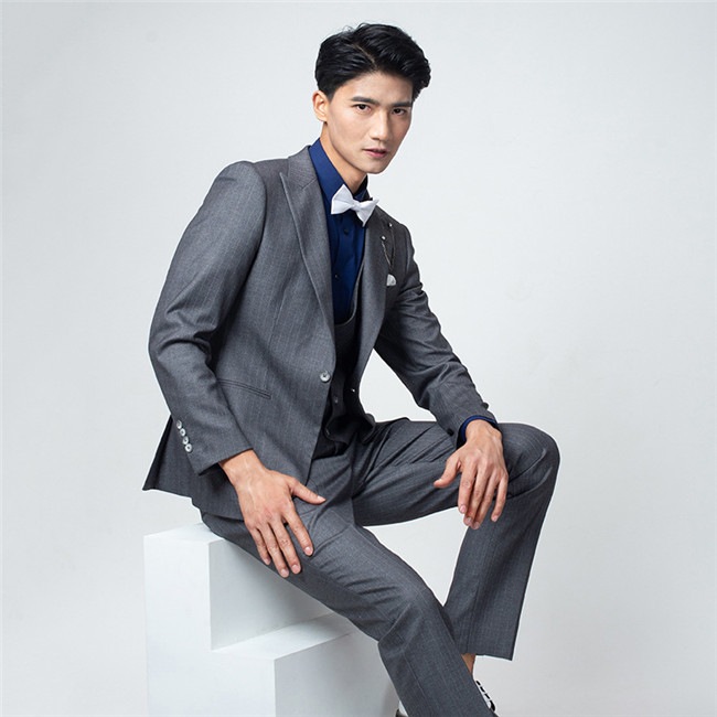 メンズスーツ ベーシックグレー ビジネススーツ ベストスーツ 3点セット ジャケットスーツ 大きいサイズ リクルートスーツ M L XL 2XL 3XL メンズスーツ ベーシックグレー ビジネススーツ ベストスーツ 3点セット ジャケットスーツ 大きいサイズ リクルートスーツ M L XL 2XL 3XL