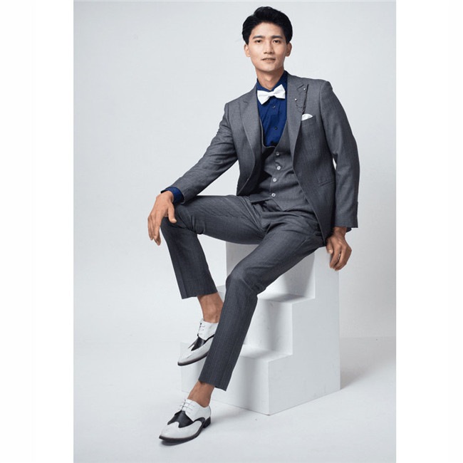 メンズスーツ ベーシックグレー ビジネススーツ ベストスーツ 3点セット ジャケットスーツ 大きいサイズ リクルートスーツ M L XL 2XL 3XL メンズスーツ ベーシックグレー ビジネススーツ ベストスーツ 3点セット ジャケットスーツ 大きいサイズ リクルートスーツ M L XL 2XL 3XL