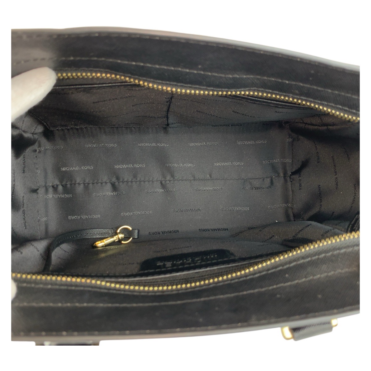 セルマ ブラック 黒 ゴールド金具 レザー 30S5GCYS1L ハンドバッグ レディース 503923