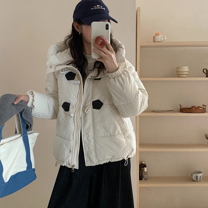 牛角ボタンダウン綿服女2024新型ショートタイプ保温フード付き綿服パン服甘い小柄