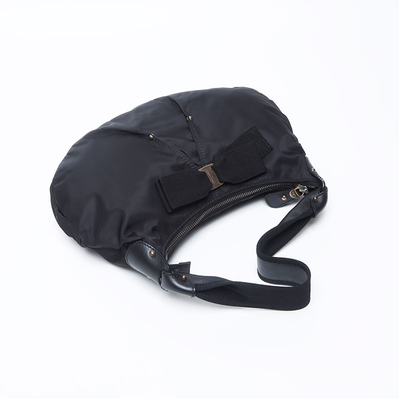 ショルダーバッグ ブラック WS12161 ショルダーバッグ ブラック WS12161