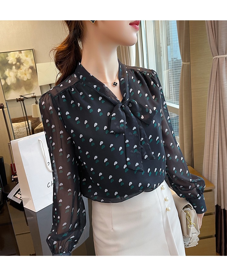 ブラウス トップス シャツ 襟付き ビッグカラー 甘め 春 秋 水玉柄 ドット柄 シフォン フレア フリル タイト スリム ワイド オーバーサイズ キレイ目 清楚感 おしゃれ エレガント 韓国 デート ブラウス トップス シャツ 襟付き ビッグカラー 甘め 春 秋 水玉柄 ドット柄 シフォン フレア フリル タイト スリム ワイド オーバーサイズ キレイ目 清楚感 おしゃれ エレガント 韓国 デート