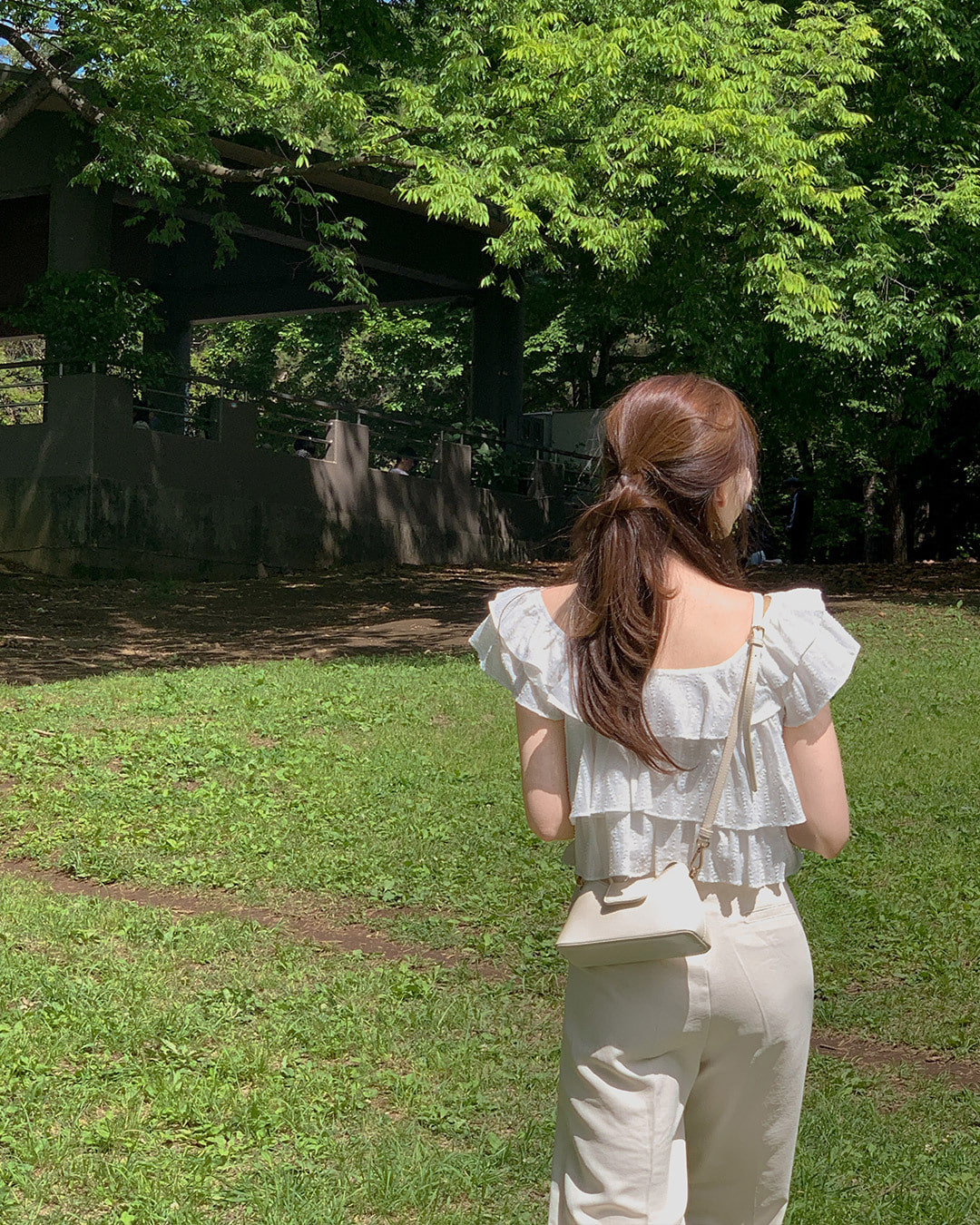 ルボフリルブラウス韓国ファッション レディース ルボフリルブラウス韓国ファッション レディース