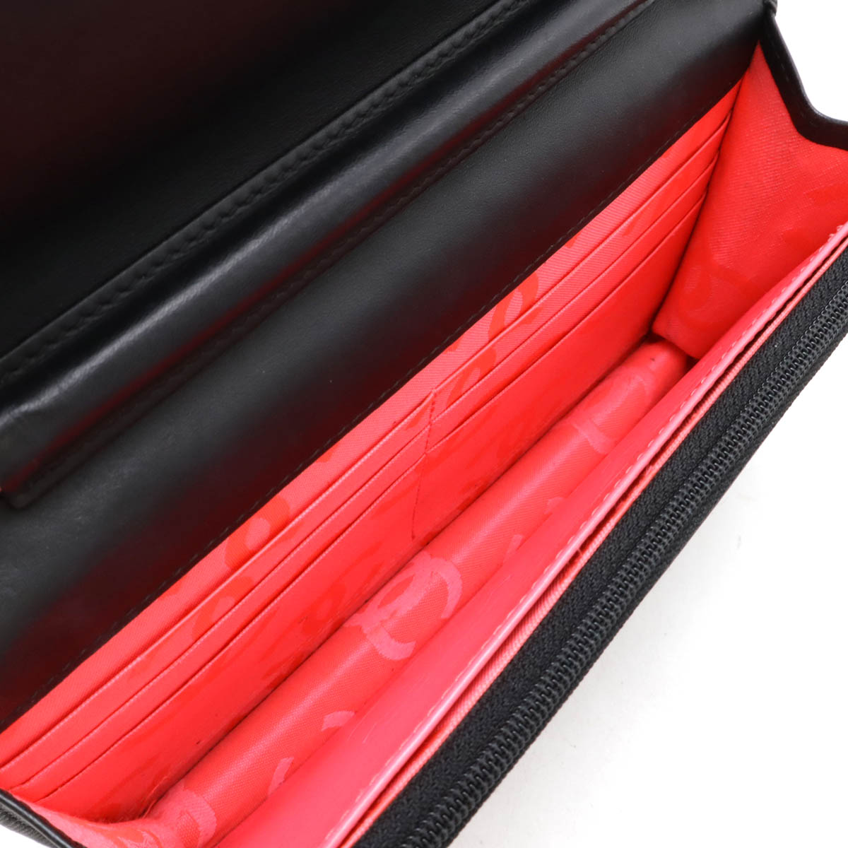 カンボンライン ココマーク チェーンウォレット ショルダーバッグ ポシェット カーフ エナメル ブラック 黒 シルバー金具 A4664 カンボンライン ココマーク チェーンウォレット ショルダーバッグ ポシェット カーフ エナメル ブラック 黒 シルバー金具 A4664