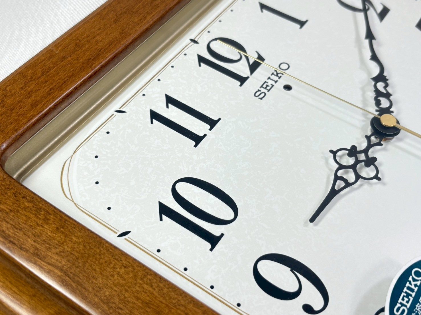 【展示品】掛け時計 電波 アナログ 四角型 木枠 茶木地 KS298B