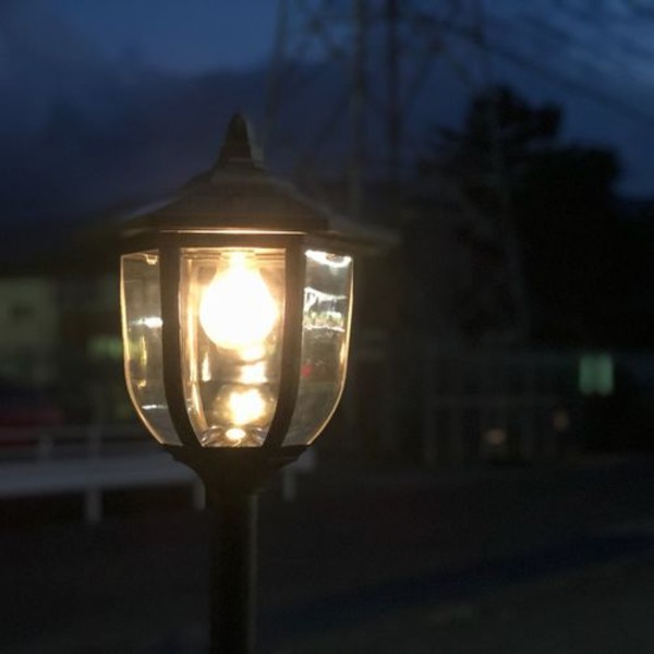 ソーラー充電式ヨーロピアンライト ソーラー充電式ヨーロピアンライト