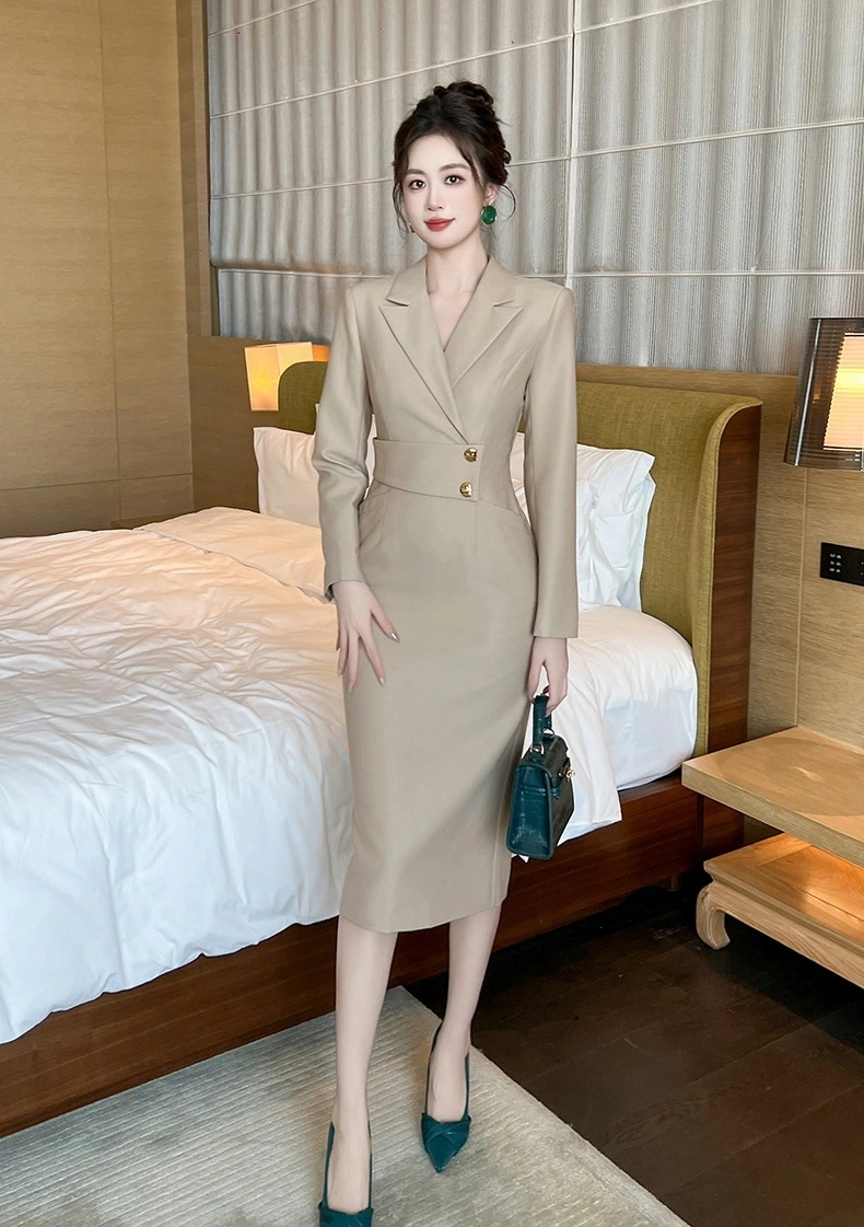 限定SALE!2025 タイトワンピース 姫系ワンピース シンプル ワンピース インポート ひざ丈 ミドル丈 エレガント 韓国ファッション シンプル Vネック パーティドレス 長袖 お嬢様 セクシー 限定SALE!2025 タイトワンピース 姫系ワンピース シンプル ワンピース インポート ひざ丈 ミドル丈 エレガント 韓国ファッション シンプル Vネック パーティドレス 長袖 お嬢様 セクシー