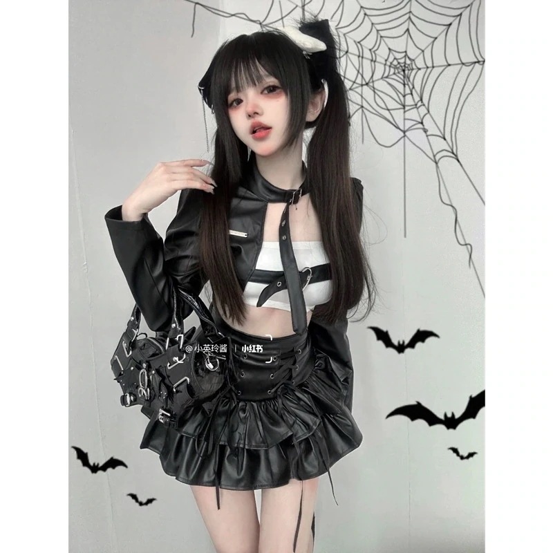 【急速出荷!】サンタコスプレ 25 新作 黒の機関車服 ショット丈 トップス 三点セットサンタコスプレ 【急速出荷!】サンタコスプレ 25 新作 黒の機関車服 ショット丈 トップス 三点セットサンタコスプレ