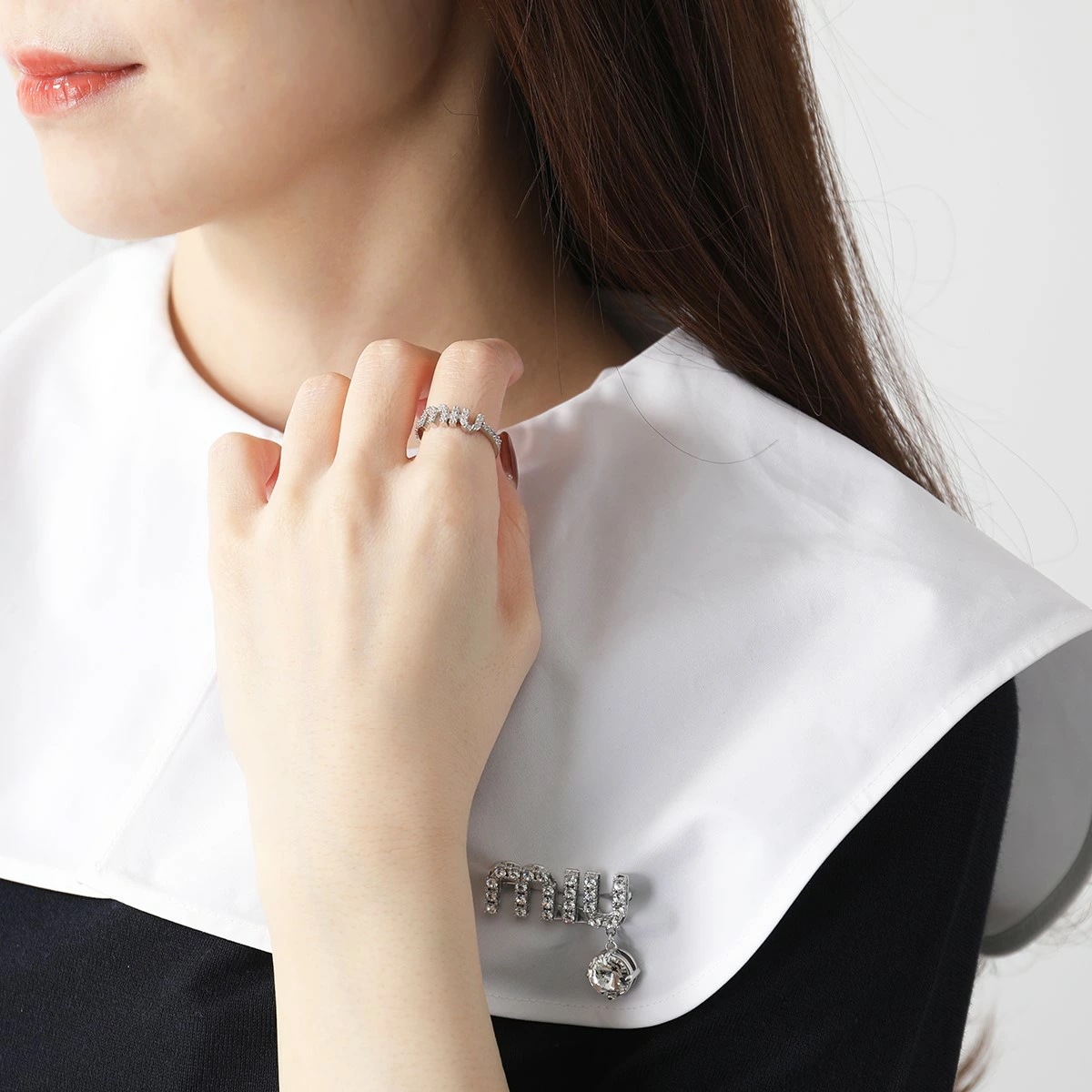 MIUMIU ミュウミュウ リング 5JA091 2DNC レディース ロゴ 指輪 アクセサリー クリスタル装飾 F0OKL/ACCIAIO+CRYSTAL MIUMIU ミュウミュウ リング 5JA091 2DNC レディース ロゴ 指輪 アクセサリー クリスタル装飾 F0OKL/ACCIAIO+CRYSTAL