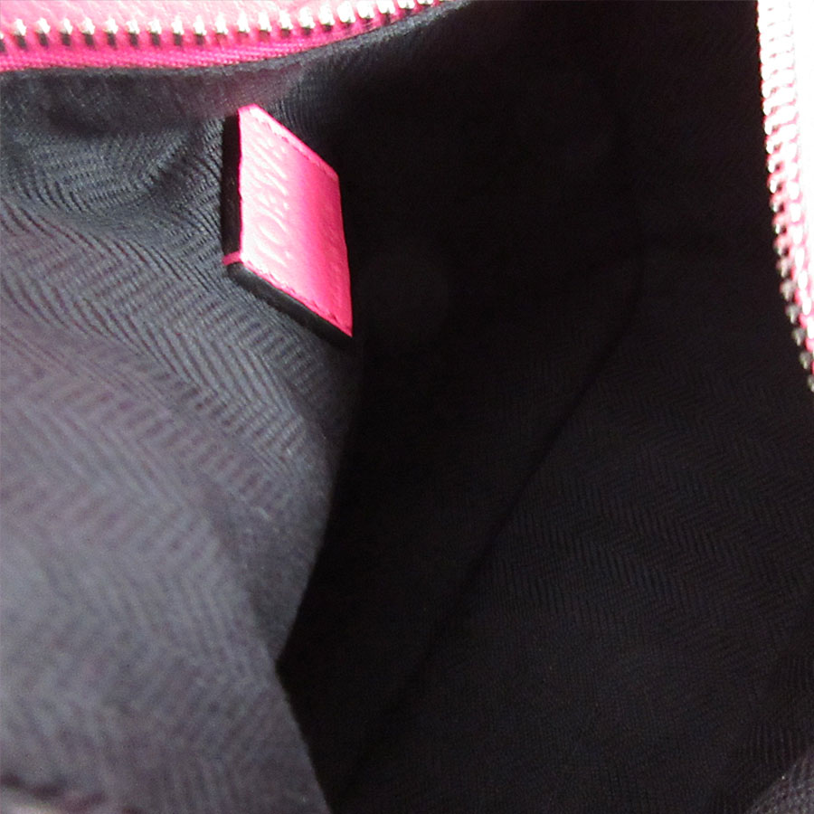 ロエベ LOEWE ボディバッグ パズル バムバッグ ミニ レザー ネオンピンク シルバー レディース s0429a ロエベ LOEWE ボディバッグ パズル バムバッグ ミニ レザー ネオンピンク シルバー レディース s0429a