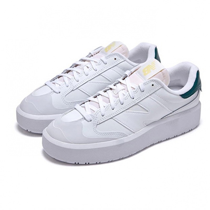 ニューバランスシューズ CT302LF