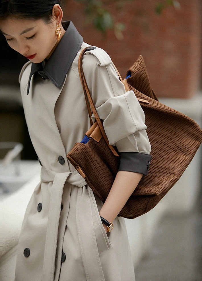 冬アウター 英伦風 秋冬 気質 カジュアル トレンチコート 韓国ファッション ニッチデザイン コントラストカラー ロング コート レディース ジャケット トップス 冬アウター 英伦風 秋冬 気質 カジュアル トレンチコート 韓国ファッション ニッチデザイン コントラストカラー ロング コート レディース ジャケット トップス