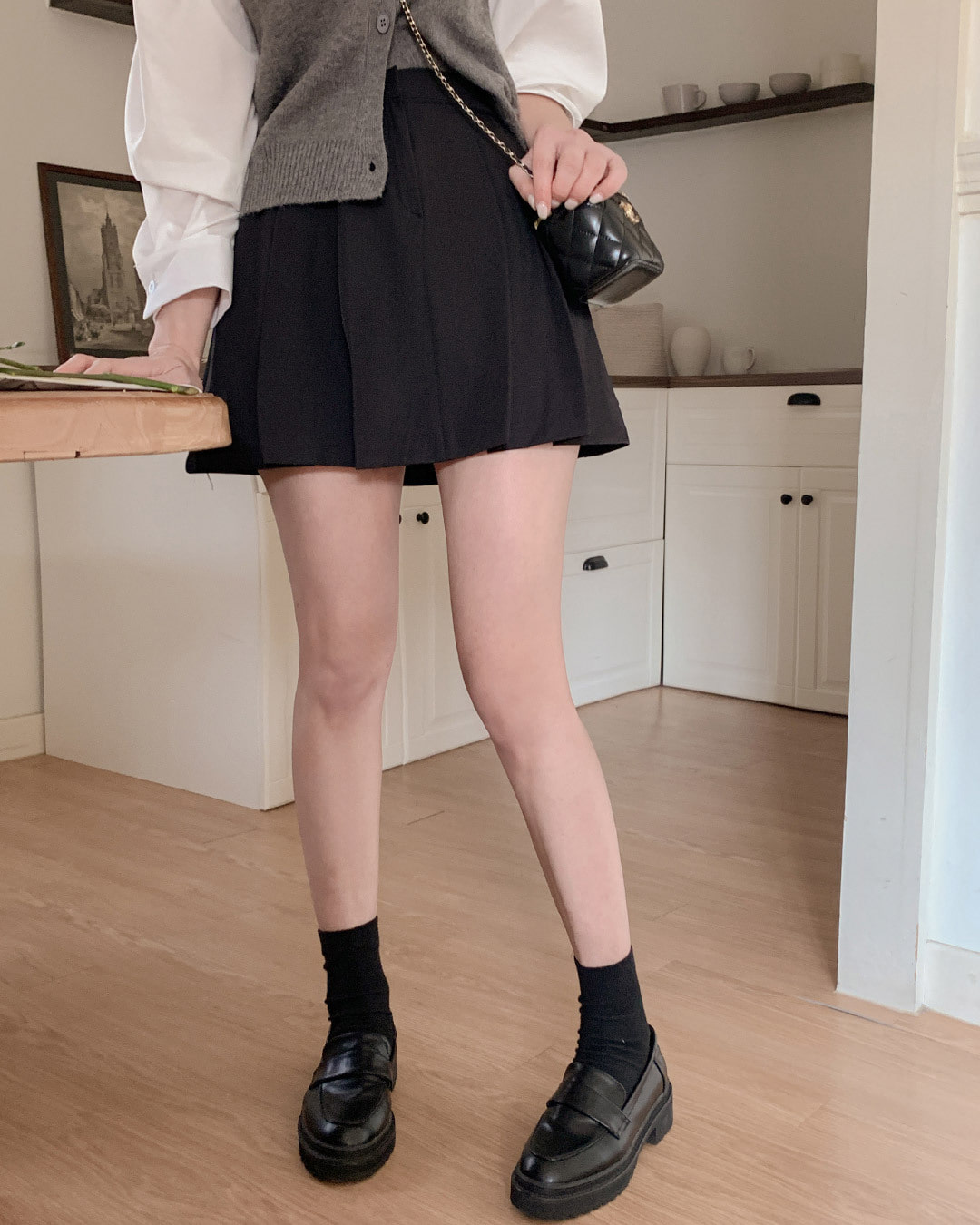 フォンズプリーツミニスカート韓国ファッション レディース フォンズプリーツミニスカート韓国ファッション レディース