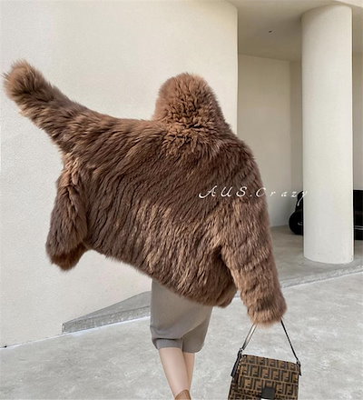 韓国ファッション 怠惰な風 ドルマンスリーブ フード付き フェイクフォックスファー ぬいぐるみコート 韓国ファッション 怠惰な風 ドルマンスリーブ フード付き フェイクフォックスファー ぬいぐるみコート