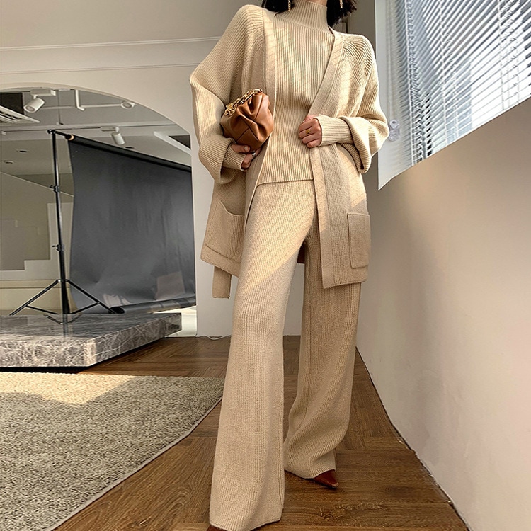 無地タートルネックニット セータートップス ニットパンツ 3点セットゆとり カジュアルワイドパンツ カーディガンコート 母の日 ベ一シックニット 無地タートルネックニット セータートップス ニットパンツ 3点セットゆとり カジュアルワイドパンツ カーディガンコート 母の日 ベ一シックニット