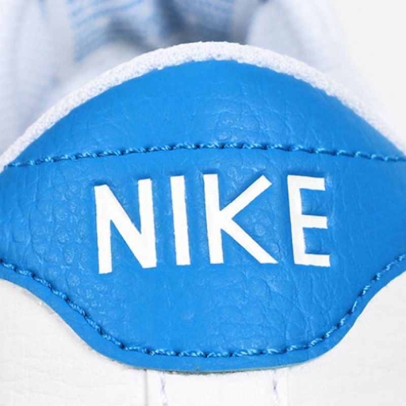 ナイキスニーカーコートレガシー NN