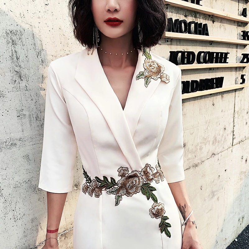 【急速出荷 2025年新作】韓国パーティードレス ワンピース ドレス 可愛い 無地　花柄 カシュクール　Vネック 春　夏　秋　五分袖　ひざ下丈　ミモレ丈　ミディ丈 オルチャン お呼ばれ ゲスト 二次会