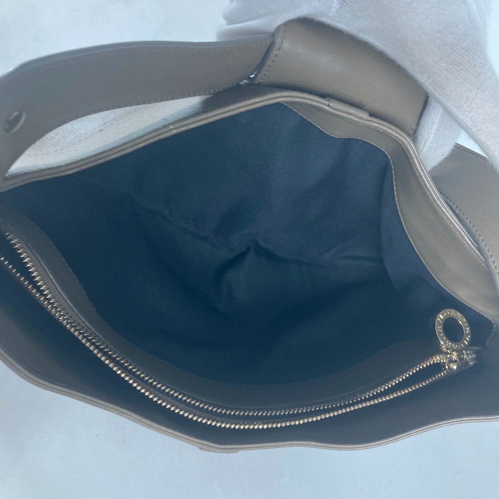 ショルダーバッグ ブルガリブルガリ ロゴ カバン 肩掛け レザー グレー ショルダーバッグ ブルガリブルガリ ロゴ カバン 肩掛け レザー グレー