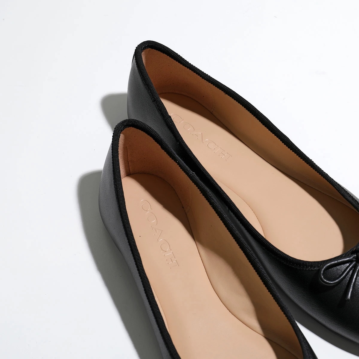 COACH コーチ バレエシューズ CS066 レディース abigail アビゲイル レザー フラットシューズ リボン 靴 BLK/BLACK