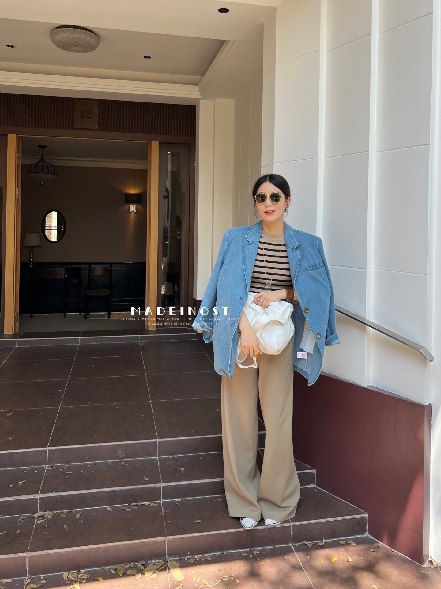 秋の新しいレトロなルーズデニムジャケット女性秋のシニアセンス百薄いスーツと