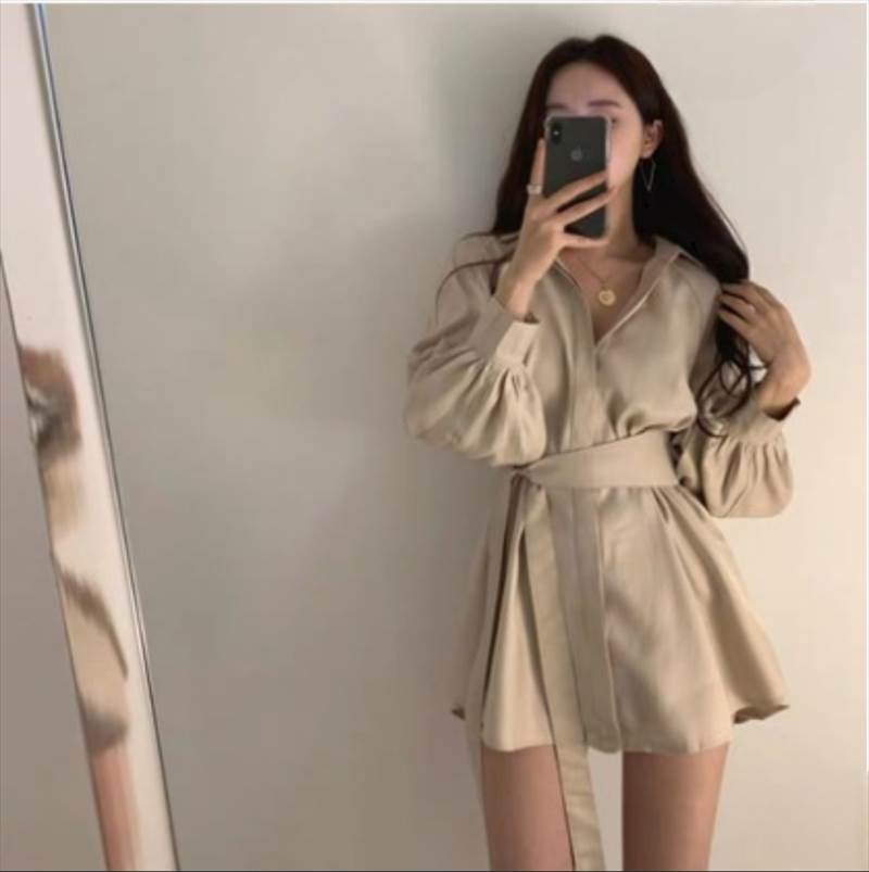 リボンベルト付き ショートパンツ ボリューム袖 ブラウス セットアップ ショート ショート丈 袖あり 長袖 ドロップショルダー Vネック フレア ウエストリボン リボンベルト付き ショートパンツ ボリューム袖 ブラウス