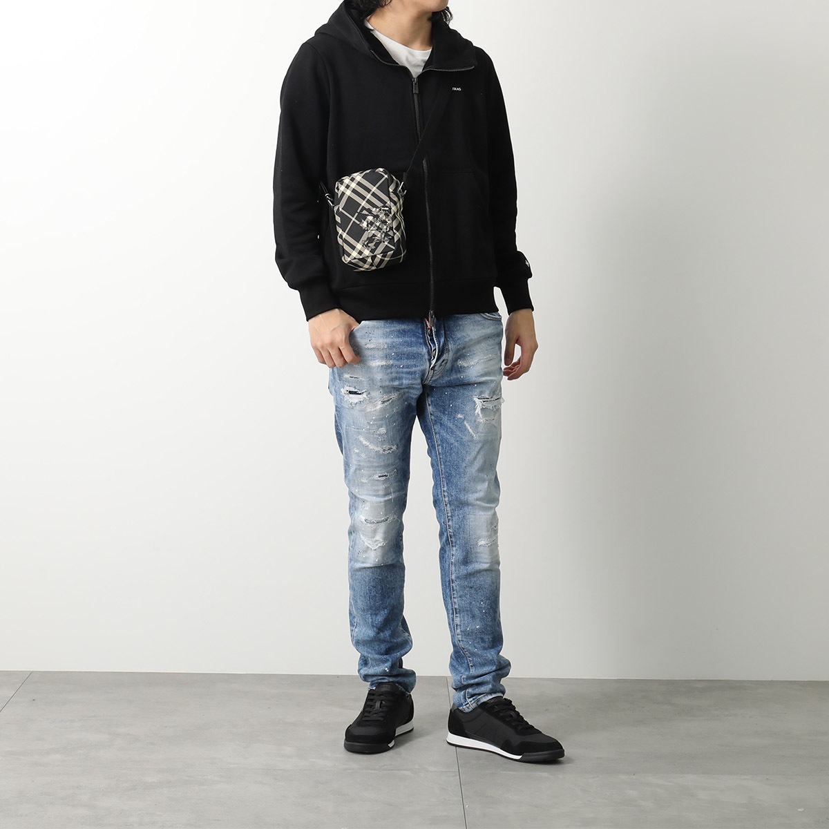 BURBERRY バーバリー フォンケース MS CLASSICS PHONE BAG 8097637 8097636 メンズ レディース ショルダーバッグ バーバリーチェック 鞄 カラー2色 BURBERRY バーバリー フォンケース MS CLASSICS PHONE BAG 8097637 8097636 メンズ レディース ショルダーバッグ バーバリーチェック 鞄 カラー2色