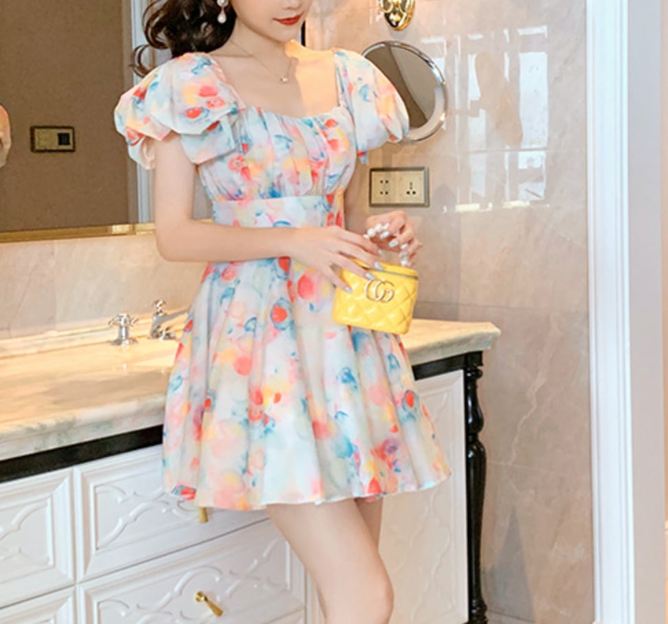 ワンピース 上着 人気 おすすめ おしゃれ お洒落 激安 安い プチプラ 半袖 スクエアネック ボリュームスカート ふわふわ パフスリーブ ふんわり 膝丈 ミニスカート 柄 プリント lon ワンピース 上着 人気 おすすめ おしゃれ お洒落 激安 安い プチプラ 半袖 スクエアネック ボリュームスカート ふわふわ パフスリーブ ふんわり 膝丈 ミニスカート 柄 プリント lon