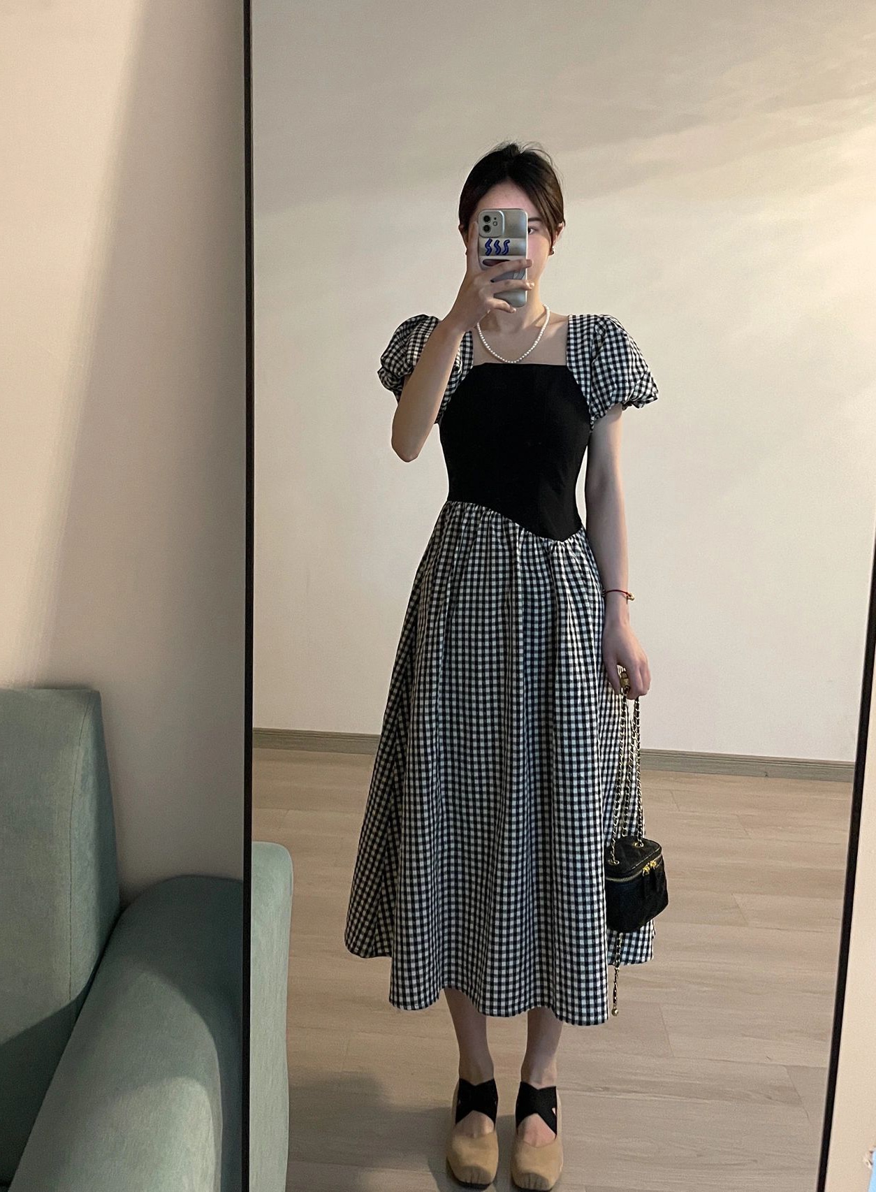 ワンピース レディース ロングワンピース S M L XL 韓国 フレアワンピース ギンガムチェック タック アシンメトリー 変形 スクエアネック 半袖 パフスリーブ ミモレ丈 ギャザー サマードレス