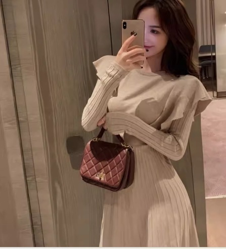 レディース ワンピース ニットワンピ ミモレ 長袖 ラウンドネック フェミニン プリーツ フリル ウエストマーク ウエストリボン 厚手 かわいい 大人可愛い きれいめ シンプル カジュアル 上品 レディース ワンピース ニットワンピ ミモレ 長袖 ラウンドネック フェミニン プリーツ フリル ウエストマーク ウエストリボン 厚手 かわいい 大人可愛い きれいめ シンプル カジュアル 上品